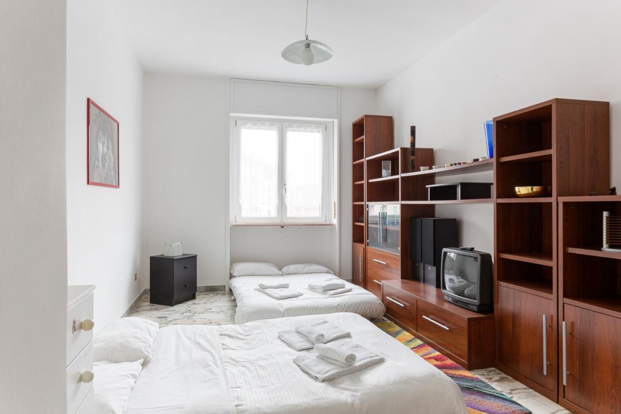 Futon In The House - * Mailand